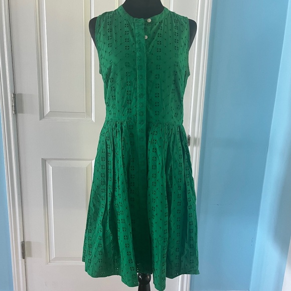 J Crew Dress Sz M Warm Clover Eyelet
Shirtdress - Picture 1 of 8